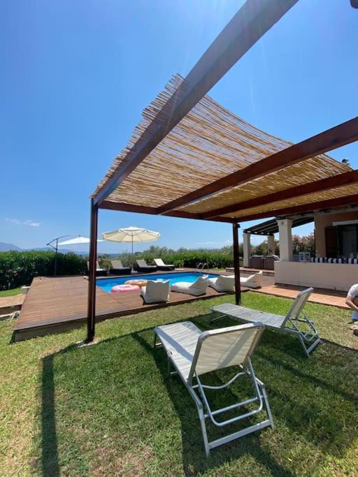 Georges Villa Galaxidi, Family, Pool And Garden エクステリア 写真